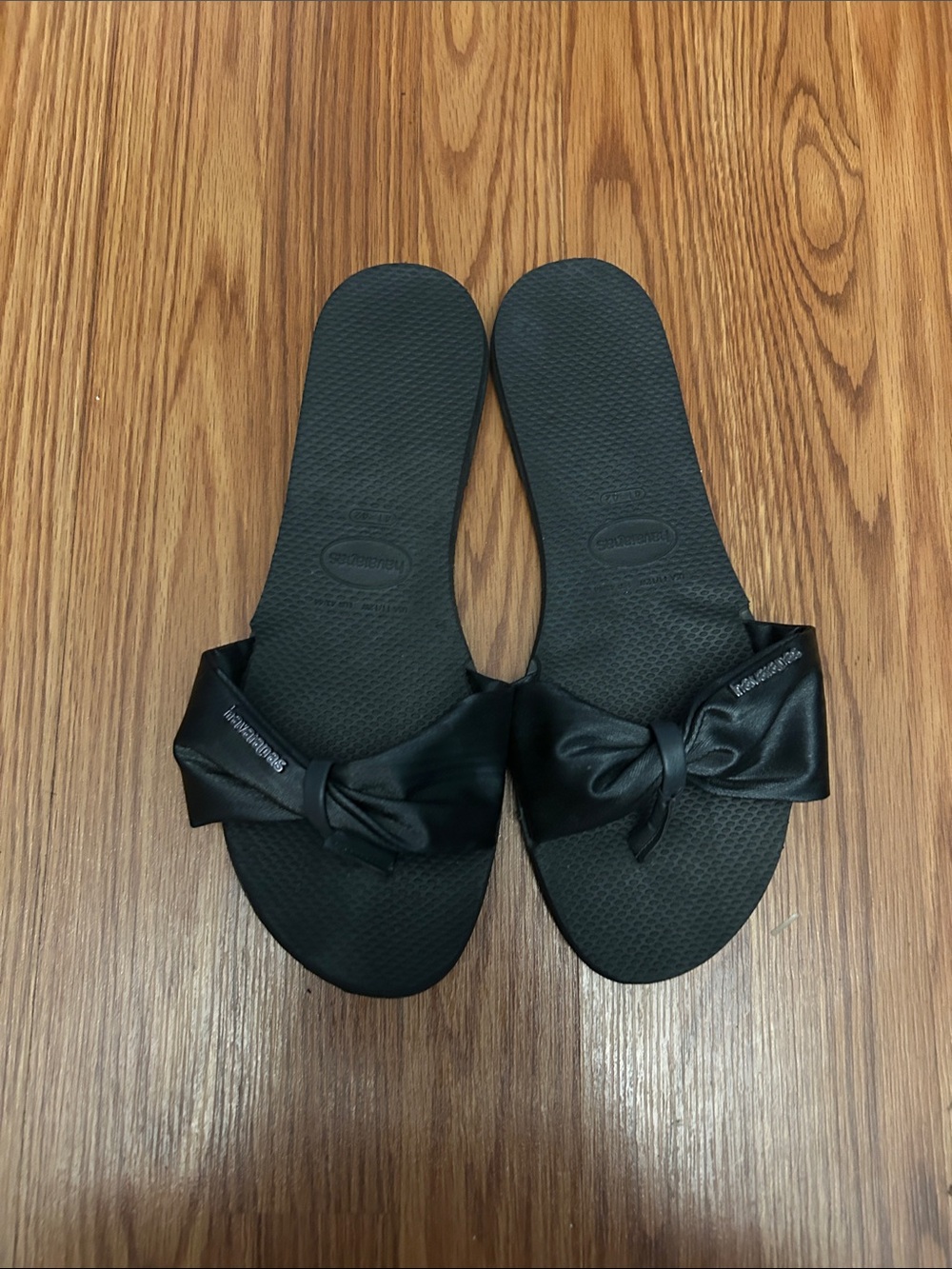 Havaianas Women's Black Bow Slide Sandals